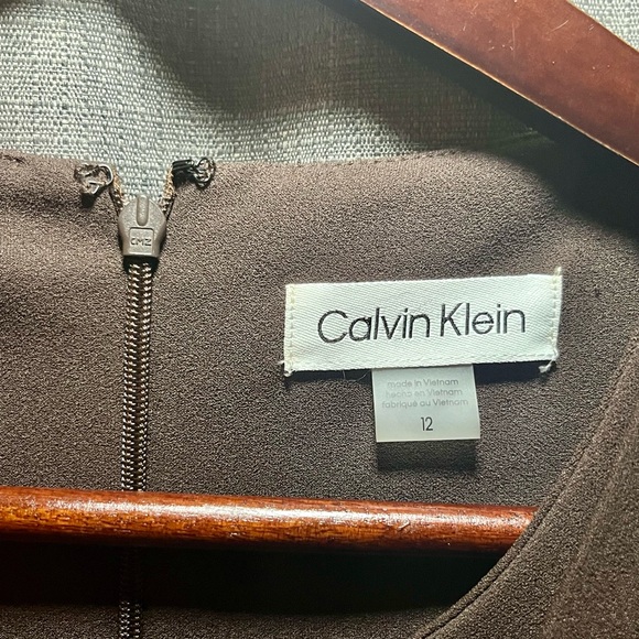 Calvin Klein Elegant Dress - Picture 3 of 3